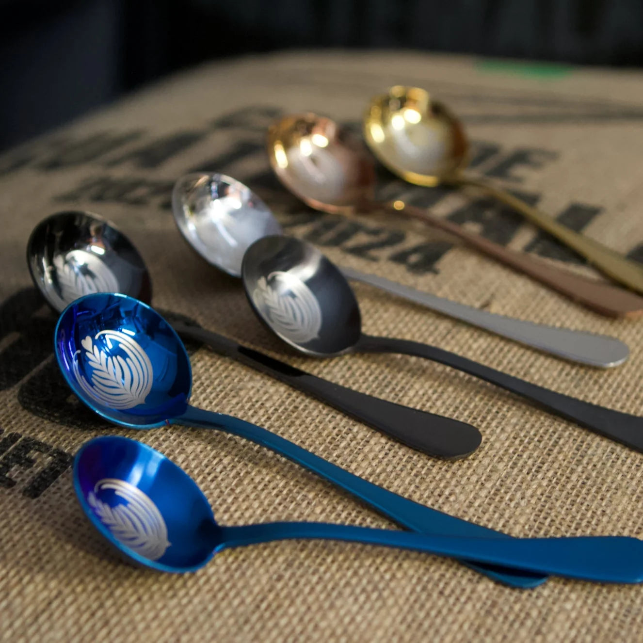"Latte art" Cupping spoon